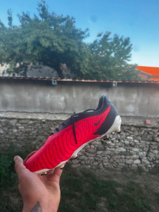 Бутонки Nike Phantom