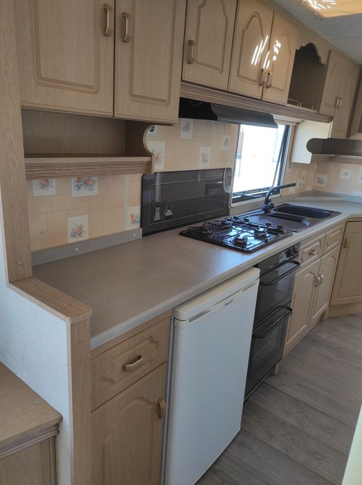 МОБИЛНА КЪЩА / Стационарна каравана