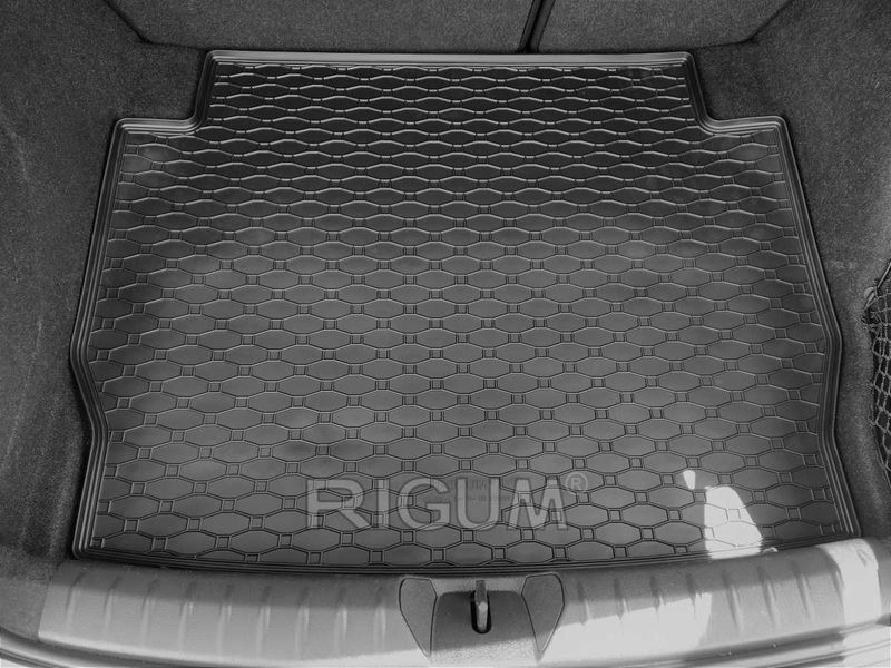 Гумени стелки или багажник BMW 1 F20 F21 от 2011 до 2019г.