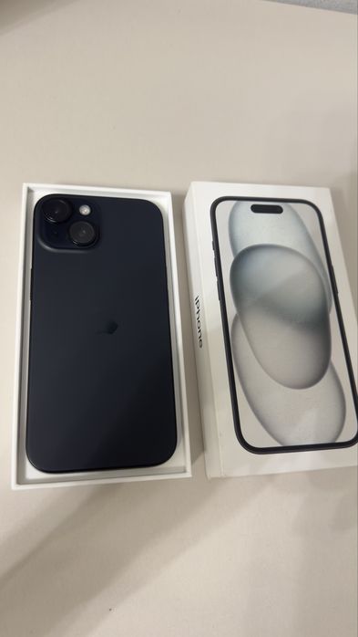 Продам iphone 15/ 128 GB