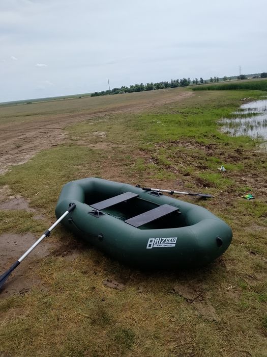 Продам лодку BRIZ 240