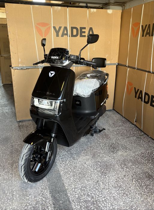 Yadea Epoc scuter electric categoria B