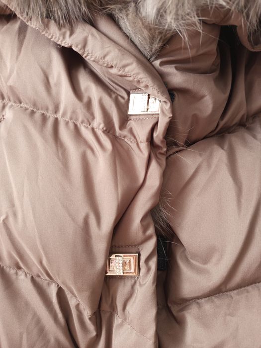 Geaca cu guler de blana naturala