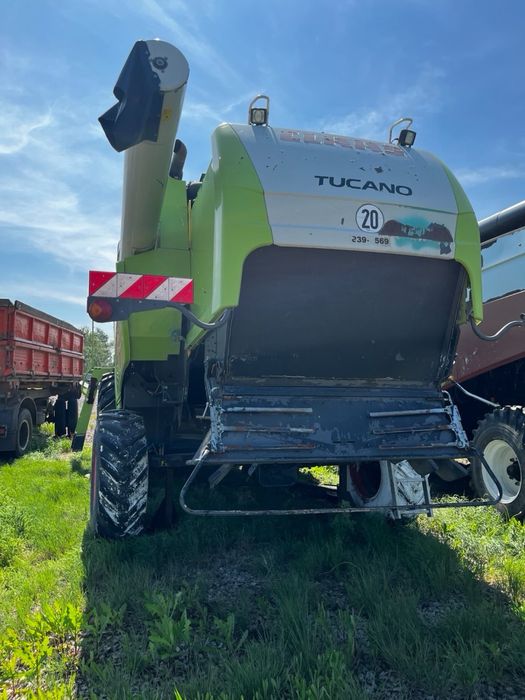 В продаже Claas Tucano 440