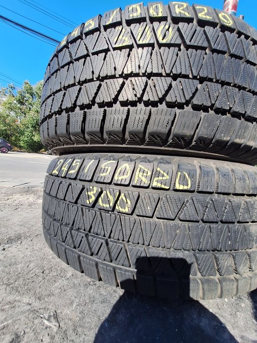 Vând 2 anvelope iarna 245/50r20  Bridgestone 2021 Montaj Gratuit