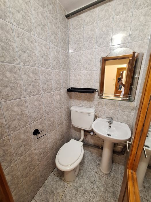 VÂND SAU SCHIMB ~ APARTAMENT 3 CAMERE ~ Inel 2 ~ 2 Băi ~ Etaj 2 ~ Gaze