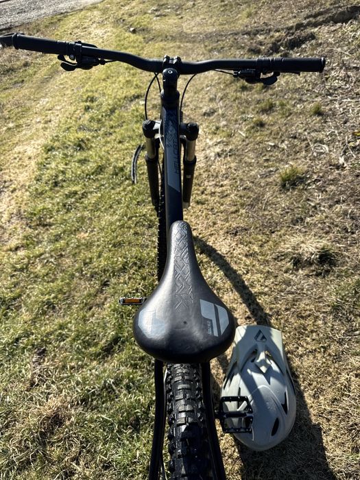 Bicicleta carrera hellcat