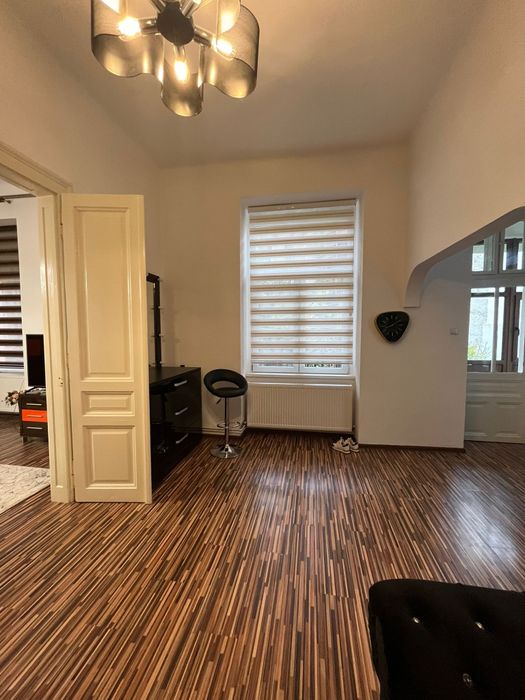 Inchiriez apartament in Arad