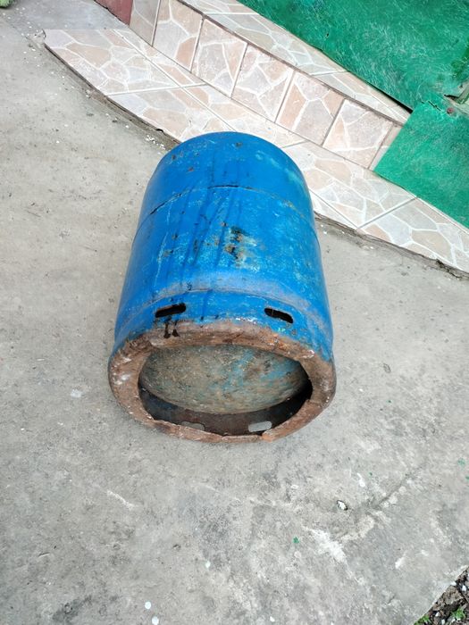 Vând Butelie Albastră Fără Gardă Utilizată