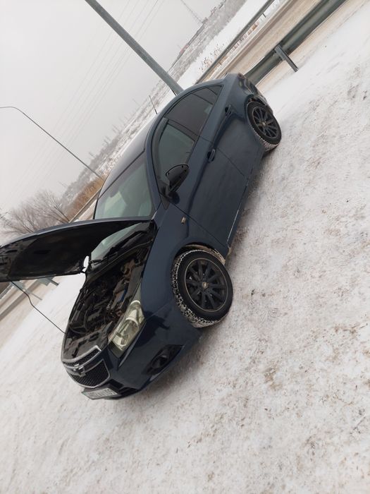 Продам машину шевроле круз