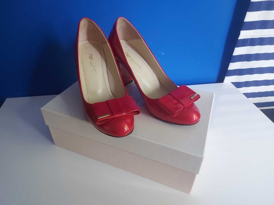 Обувки 38, 39 номер