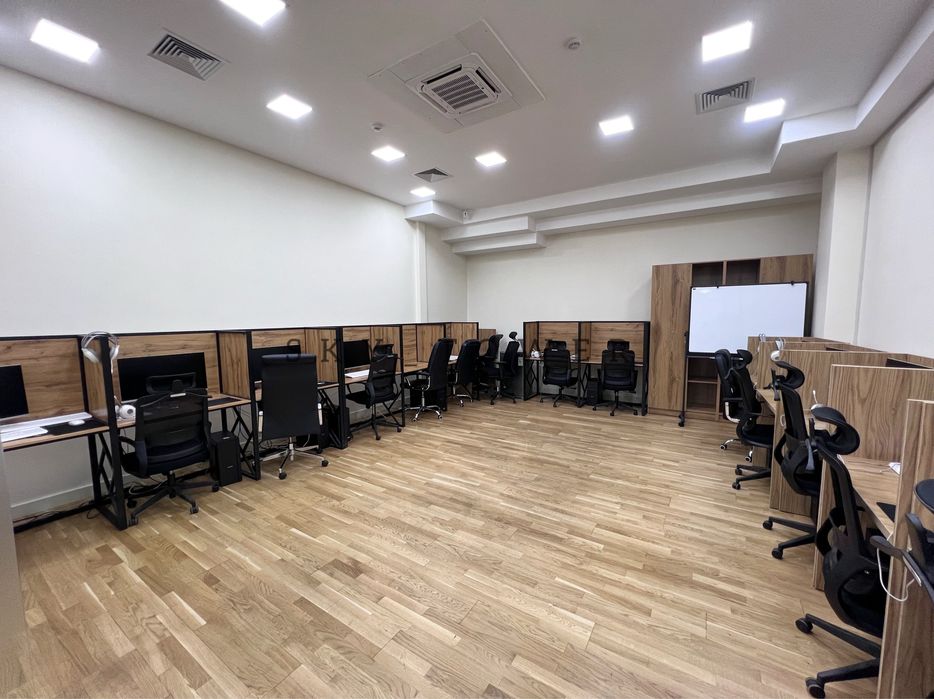 Офис 208м2 возле метро Ойбек с мебелью!