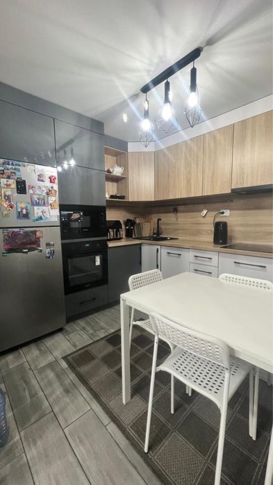 Прлдам 4х комнатную квартиру