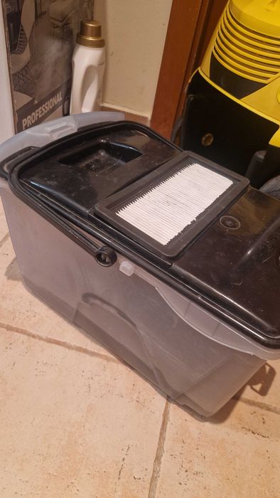 Прахосмукачка с воден филтър Karcher DS 5500