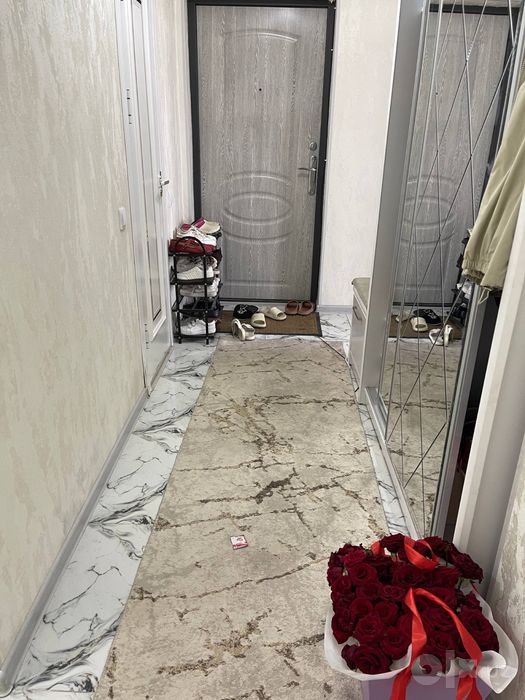 Choshtepa metroni oldida kvartira bor 1 ta qiz kerak