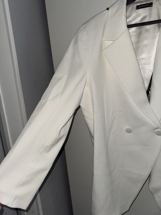 Вечерний пиджак со стразами