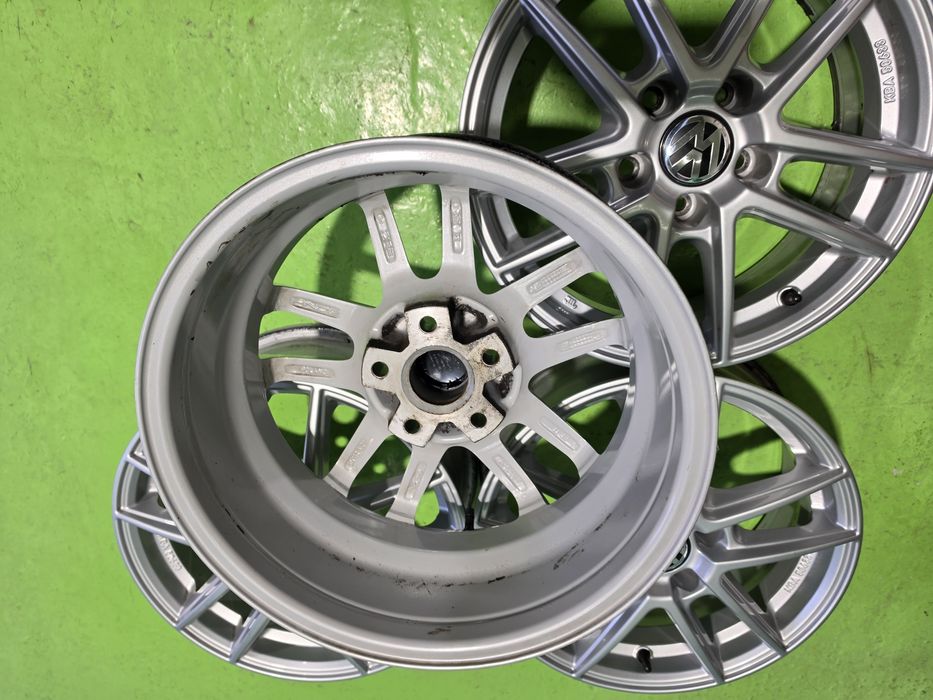 16 5x112 Vw Passat Touran Caddy Golf Tiguan Skoda 5х112