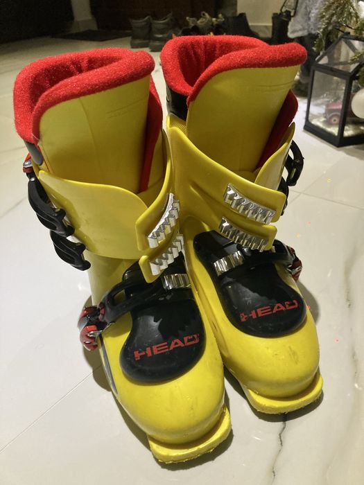 Clapari de ski copil marimea 36(282 mm) cu livrare