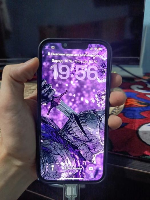 Продам IPhone 16e 128 gb