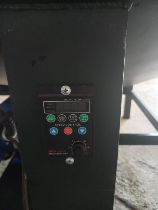 Продам вибростол.