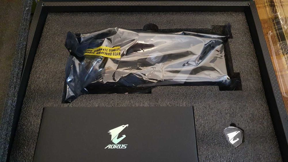 Placa video Gigabyte AORUS RTX 2080 XTREME, 8GB GDDR6, 256-bit, GAMING