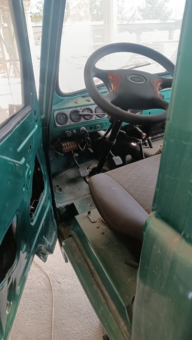 UAZ noldan yigʻilgan minishga TAYYORLAB QUYILGAN
