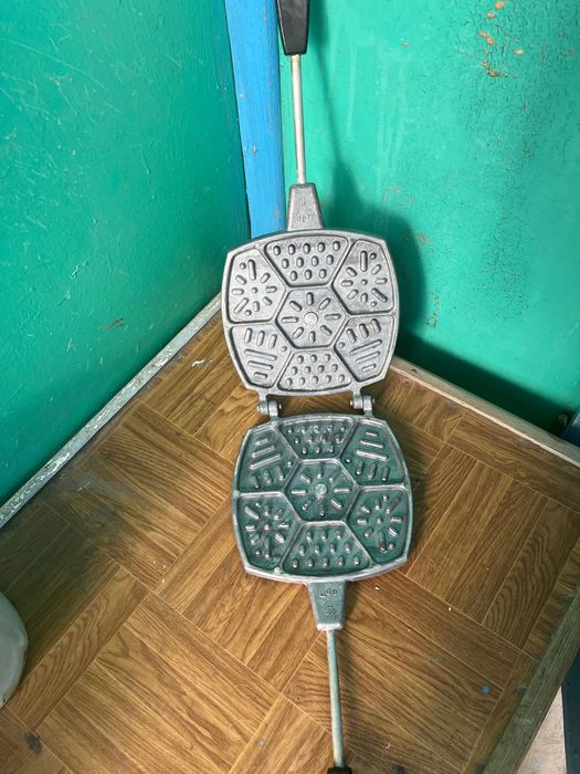 Вафельница советская не электрическая
