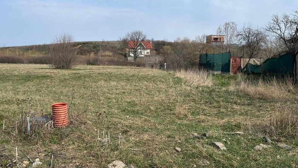 teren intravilan Alparea