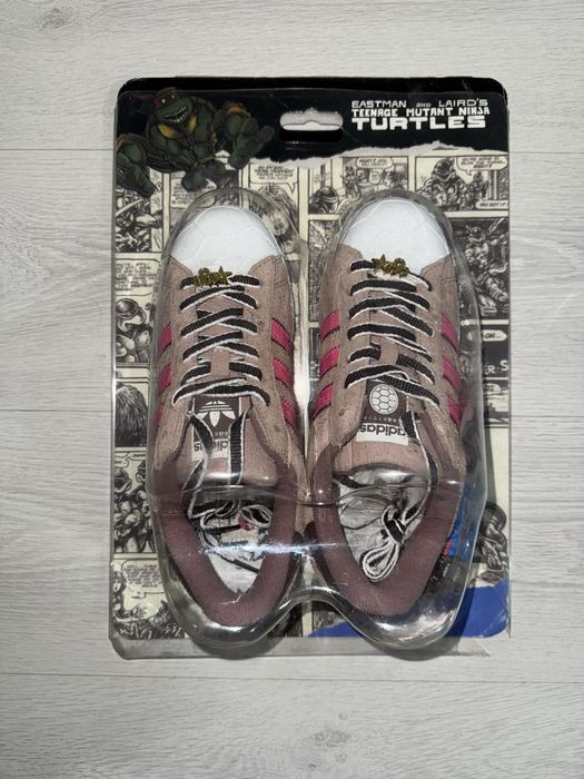 Продам кроссовки Adidas