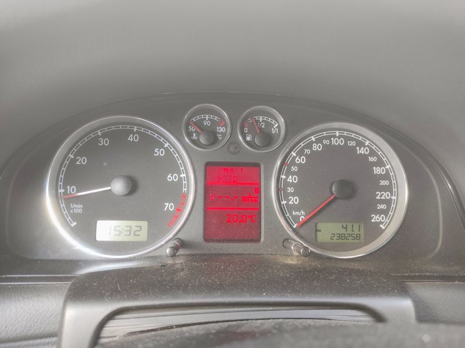 VW PASSAT 5  B5.5 1.8T  150 к.с. с нов акумулатор