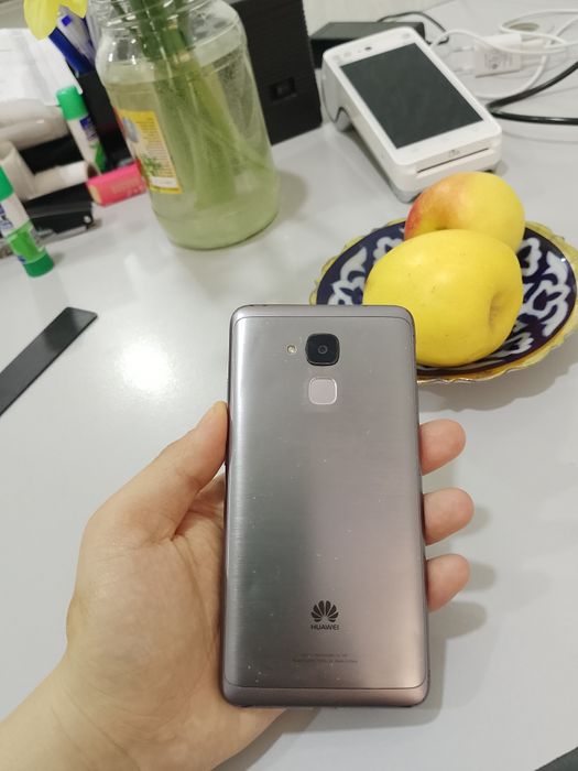 Смартфон Huawei gt3 недорогой есть торг