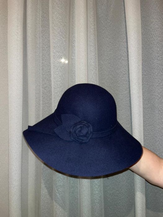 Продам женскую шляпу