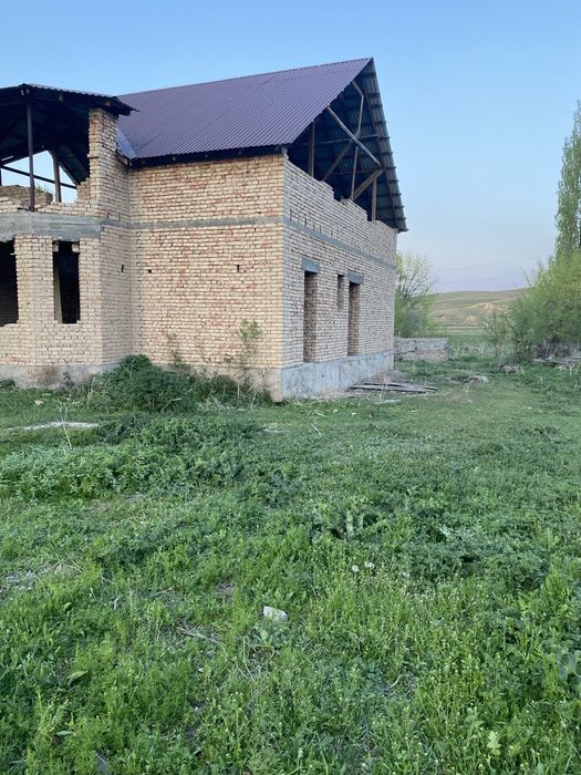 Продам дом с большим участком