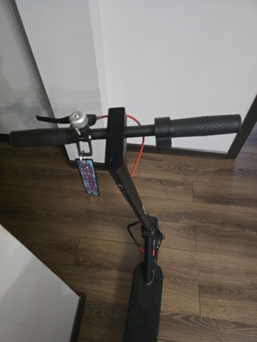 Продам электросамокат AiTER M365