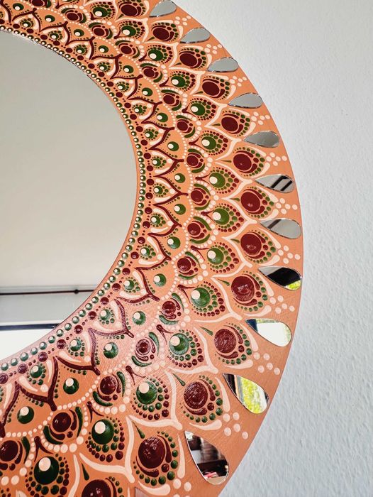 Oglina decorativa in stil mandala