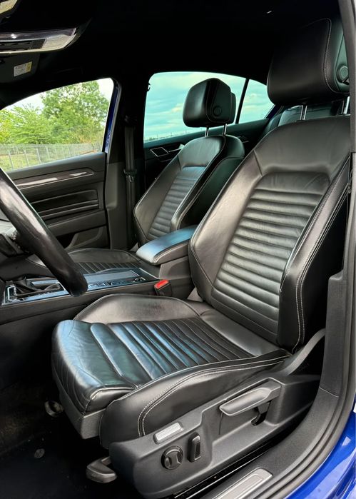 Volkswagen Passat 2.0 TDI /DSG/ R line/Executive