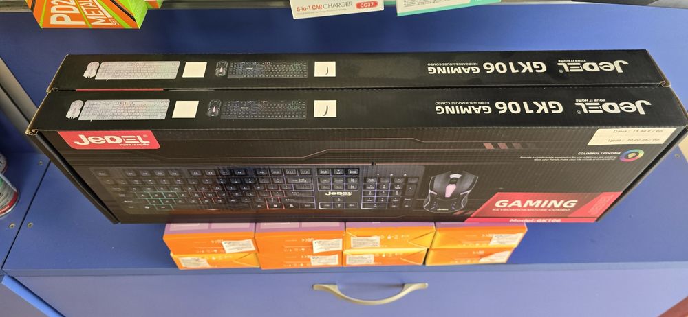 RGB Gaming  клавиатура два броя и осем мишки Лот