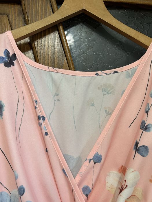 Rochita noua, eleganta.