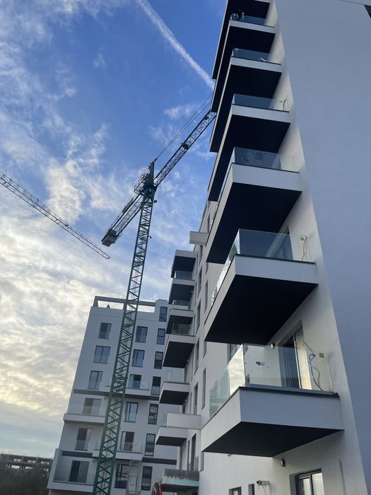 Balustrada din sticla securizata pentru balcoane