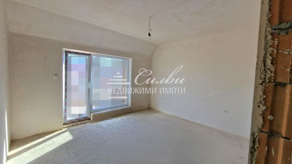 Продава се Двустаен апартамент в Шумен, Добруджански - 71 кв.м за 1257 €/кв.м - Снимка #2