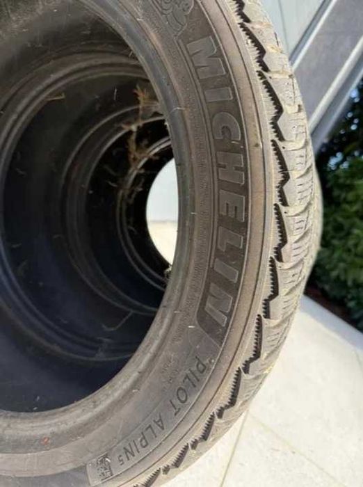 Anvelope IARNA M+S 245/45 R18 MICHELIN Pilot Alpin - Stare foarte buna