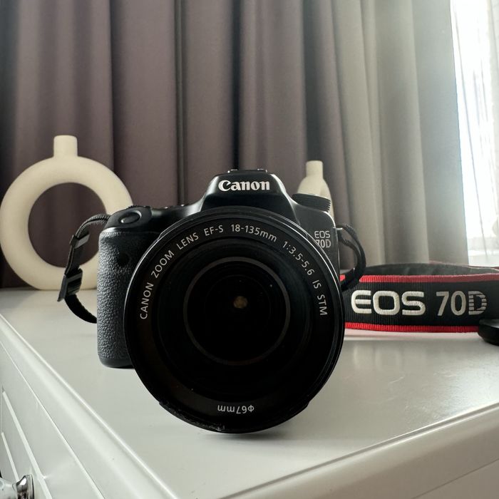 Продаю Cannon 70D