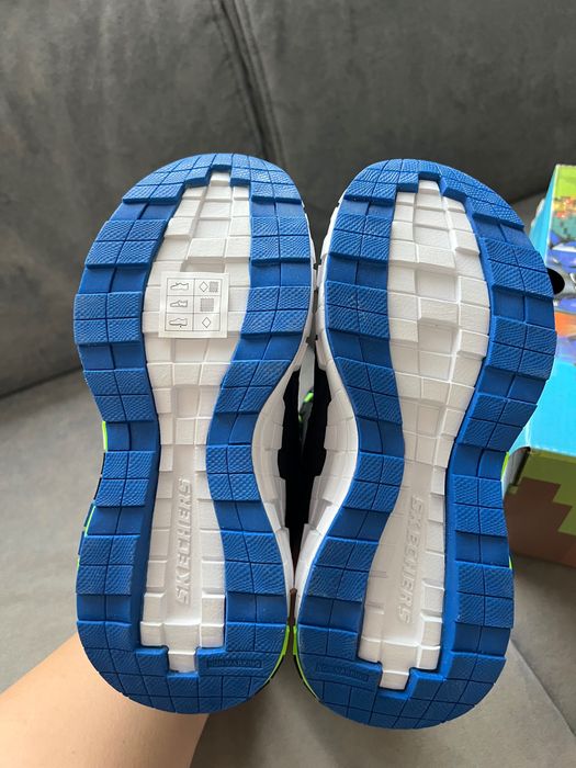 НОВИ Ботуши Skechers Mega Craft 28номер