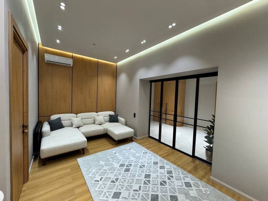 Шинам Продается 3 комнатная квартира ремонт Гидромедцентр Казы махалля