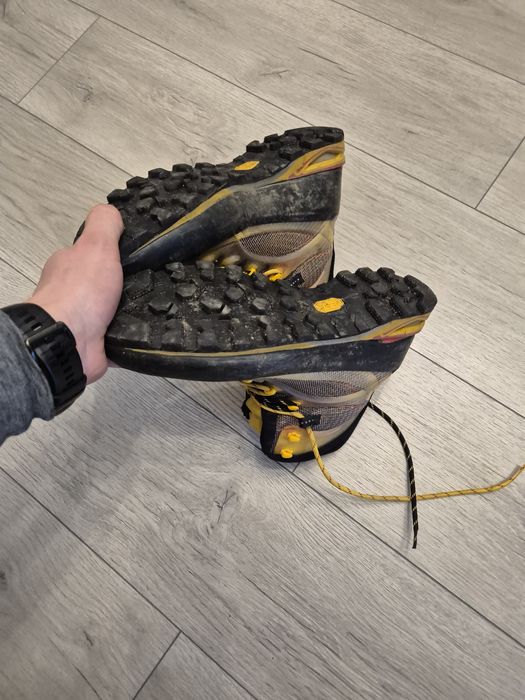 Bocanci tehnici La Sportiva trango cube gtx 27 (42)