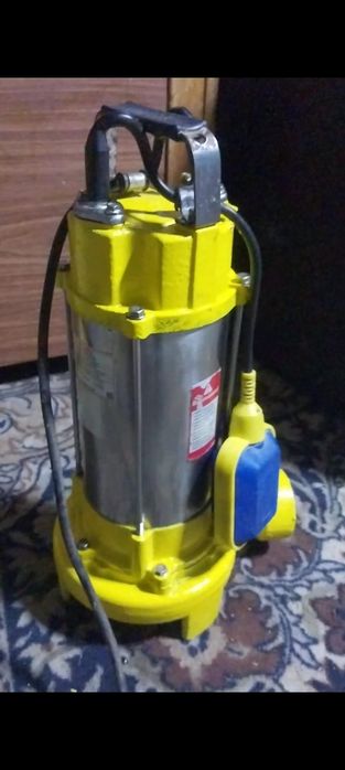 Продам фекальный насос