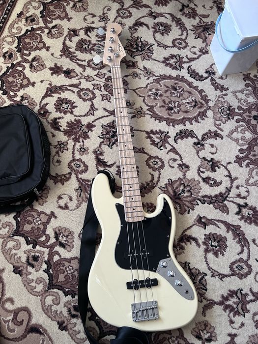 Продам jazzbass smiger