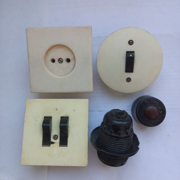 эл.фурнитура, лампочки.