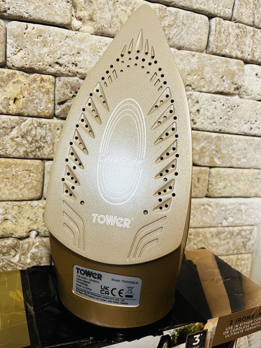 Ютия Tower Ceraglide 2-в-1 – кабелна/безжична, 2800W