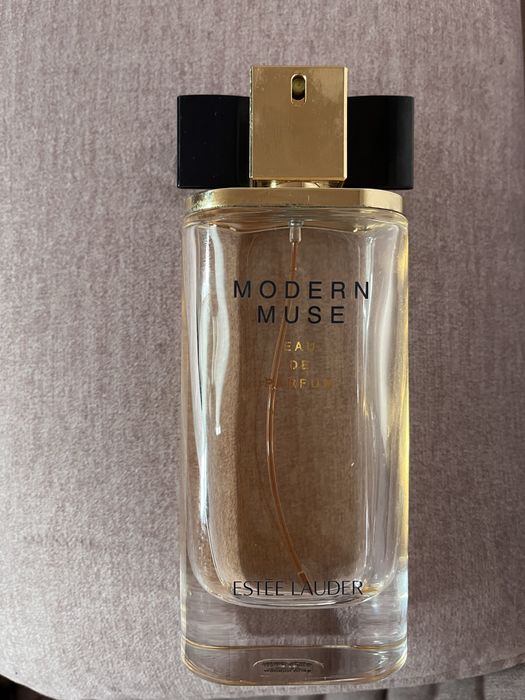 Estée Lauder Modern Muse